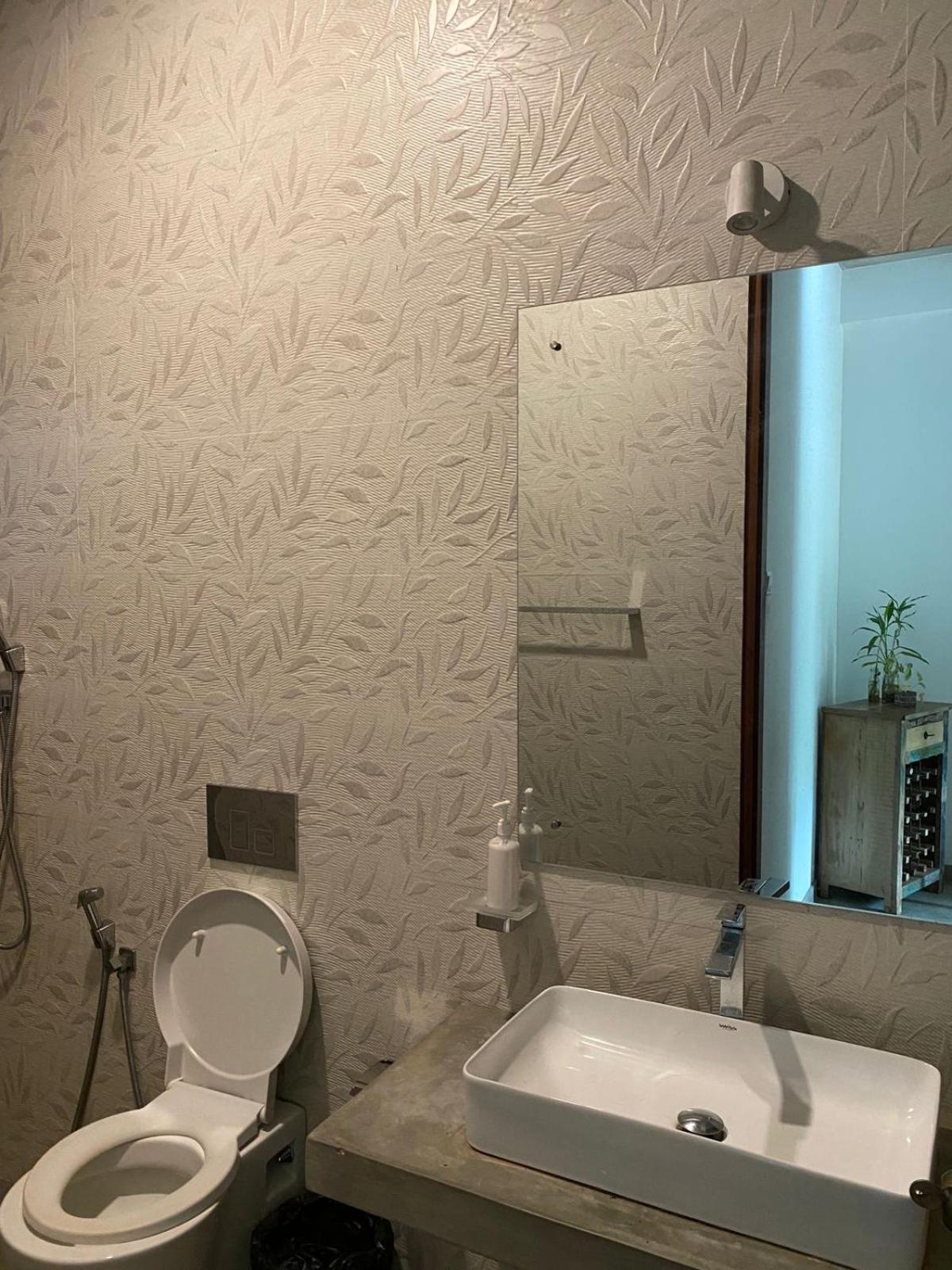 Lush Ayu Villa Ja-Ela Eksteriør bilde